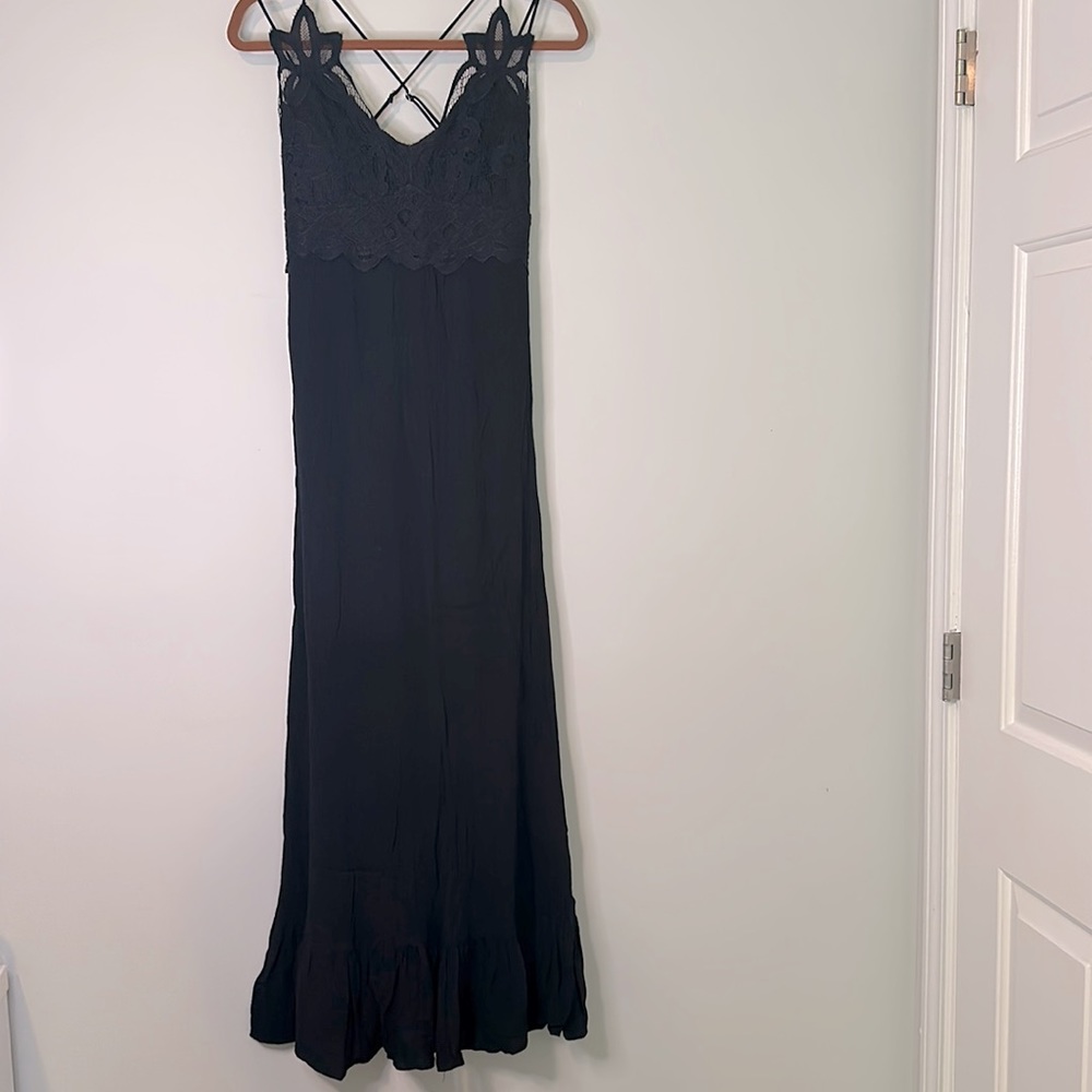 Black maxi dress lace bust